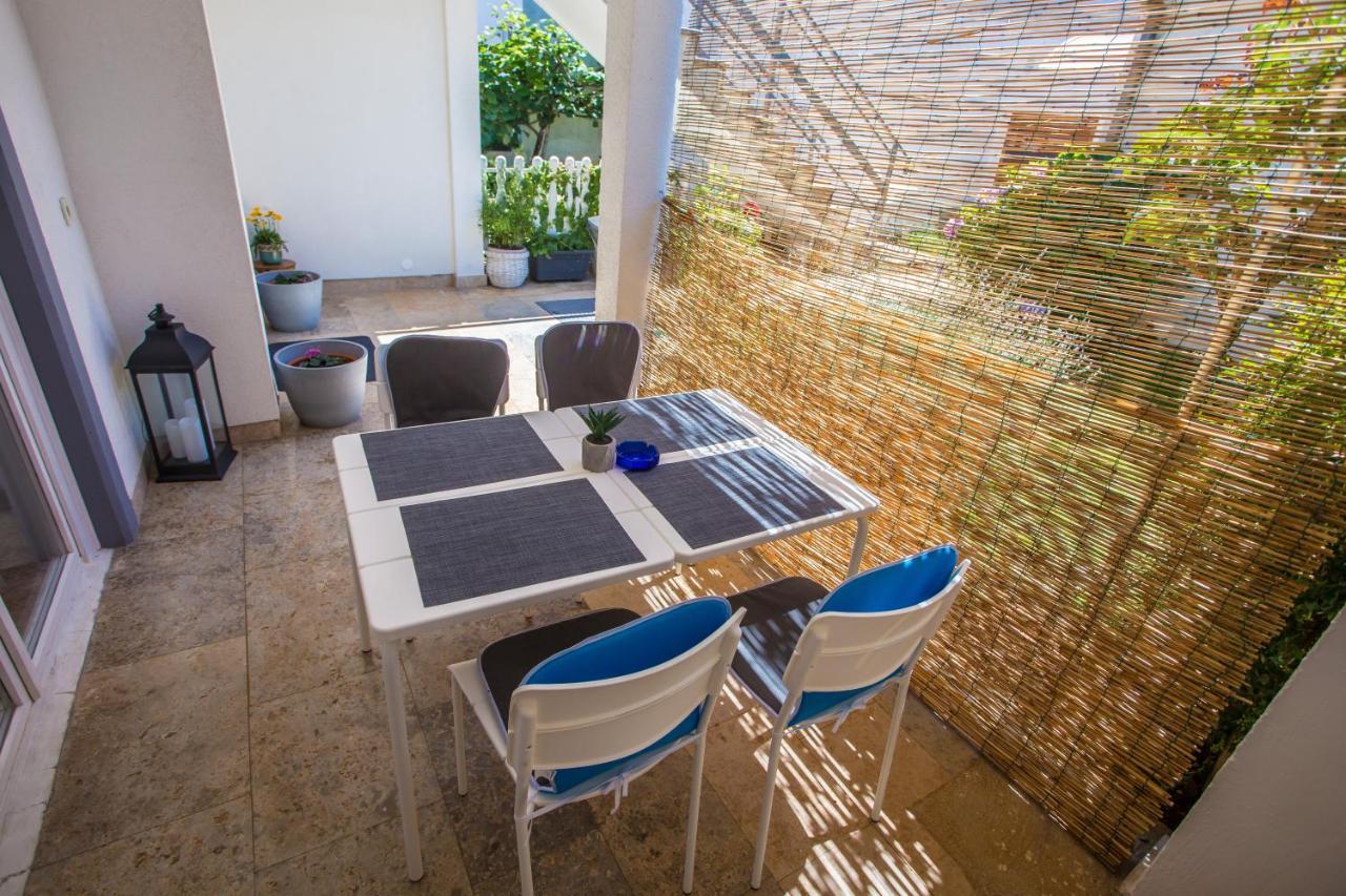 Apartment Rosse โปเรช ภายนอก รูปภาพ